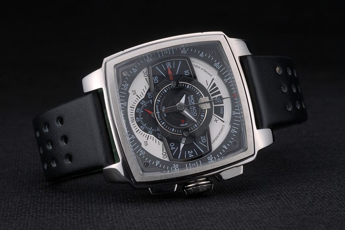 Diameter: 54 x 42 mm